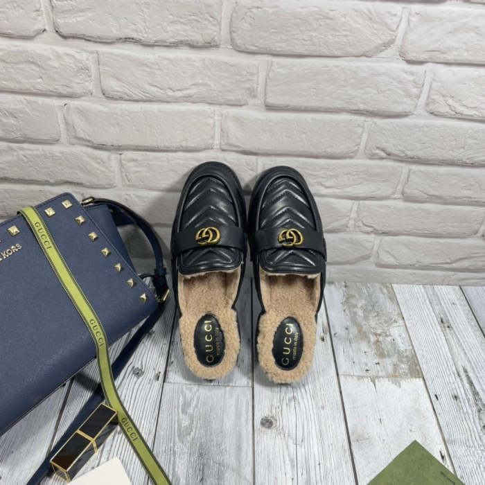 women flat slippers shoes, size 35-40, with box , SS60-1173-1174