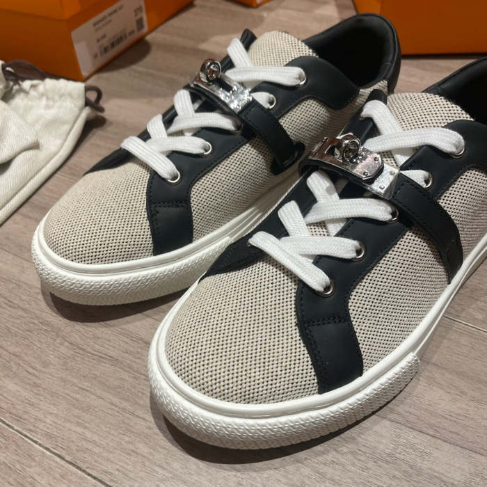 women flat sneakers shoes, size 35-40,with box , SS80-372-373
