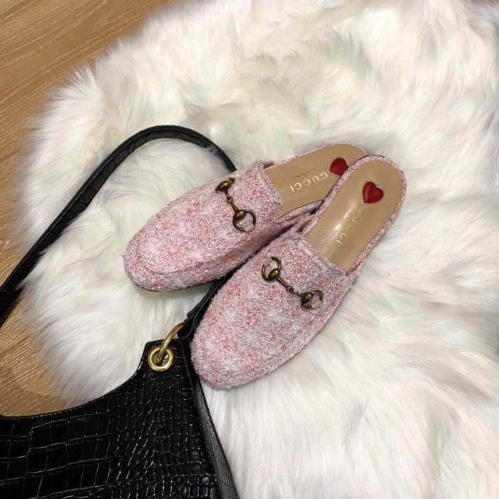 flat sandals slippers shoes  size 35-44, with box, SS60-764