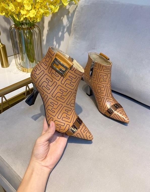 women boot shoes, size 35-41, with box, SS110-119-122