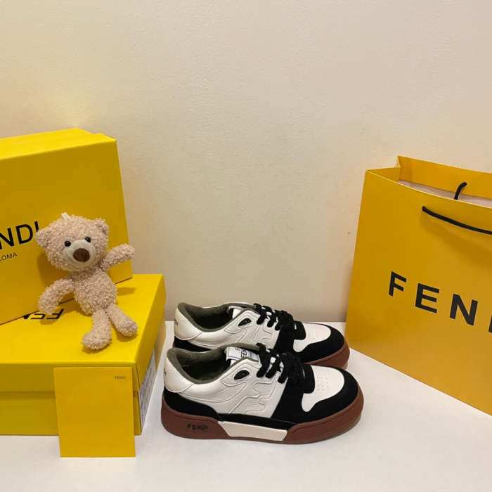 women flat sneakers shoes, size 35-40,with box , SS88-446-449