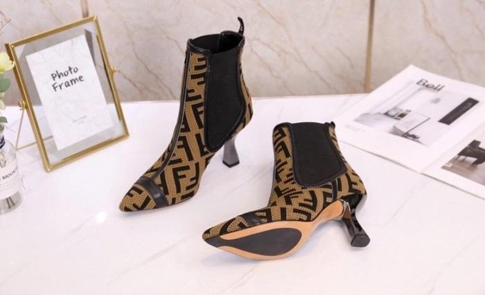 women boot shoes, size 35-41, with box, SS110-124-126