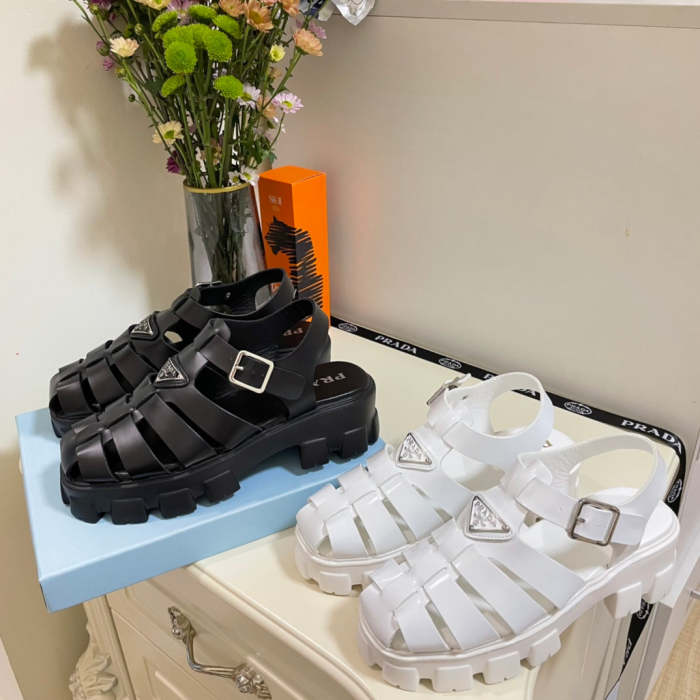 Flat leather sandals slippers , size 35-41 ,with box, SS70-1249-1250