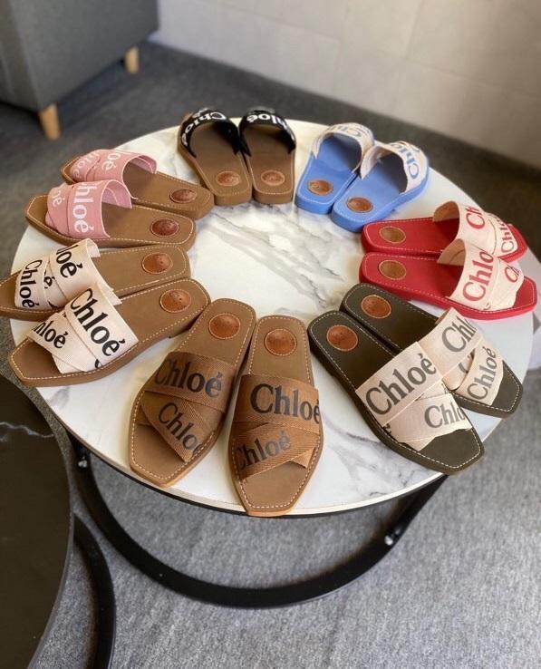 flat sandals slippers , size 35-42  ,  SS50-233-239
