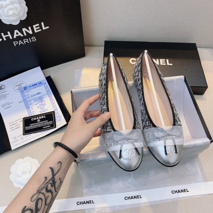 women flat ballet shoes, size 35-42,  with box, SS50-753
