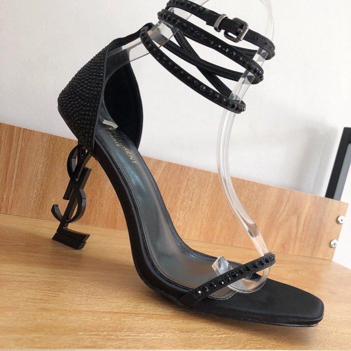 women leather heel shoes , size 35-42 , with box, SS80-74