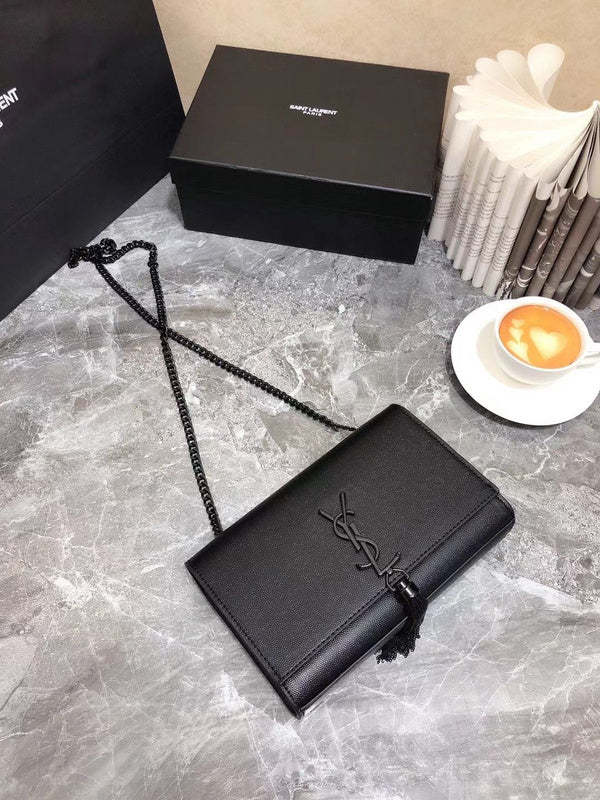 split leather bag,AAAA, no box,size:22*14*5cm,B75-2319