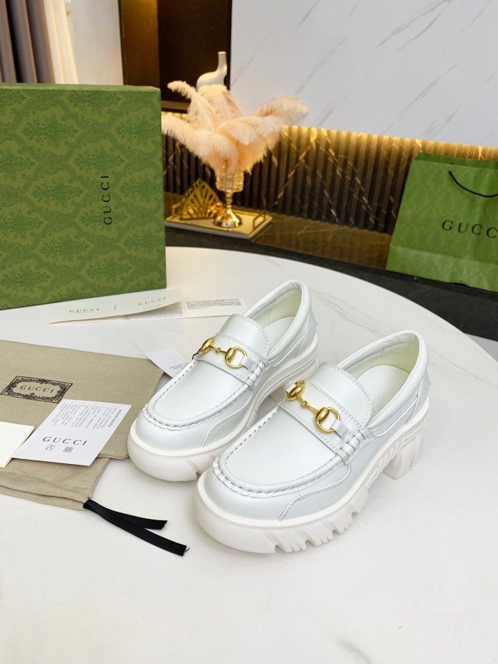women flat shoes, size 35-41, with box , SS70-924-926