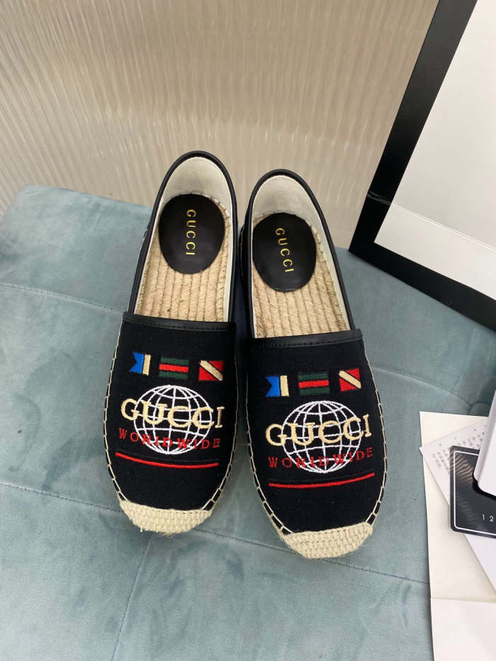 Women flat shoes ,size 35-41 ,with box, SS60-1518