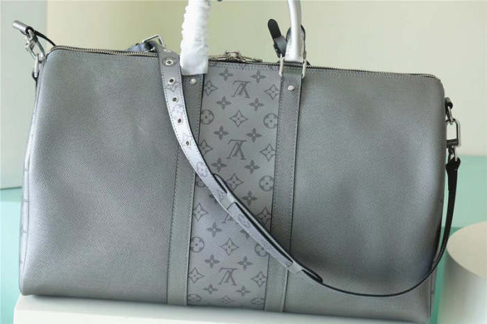 Leather keepall bag ,AAAAA ,size 50x29*23cm ,no box, B130-33