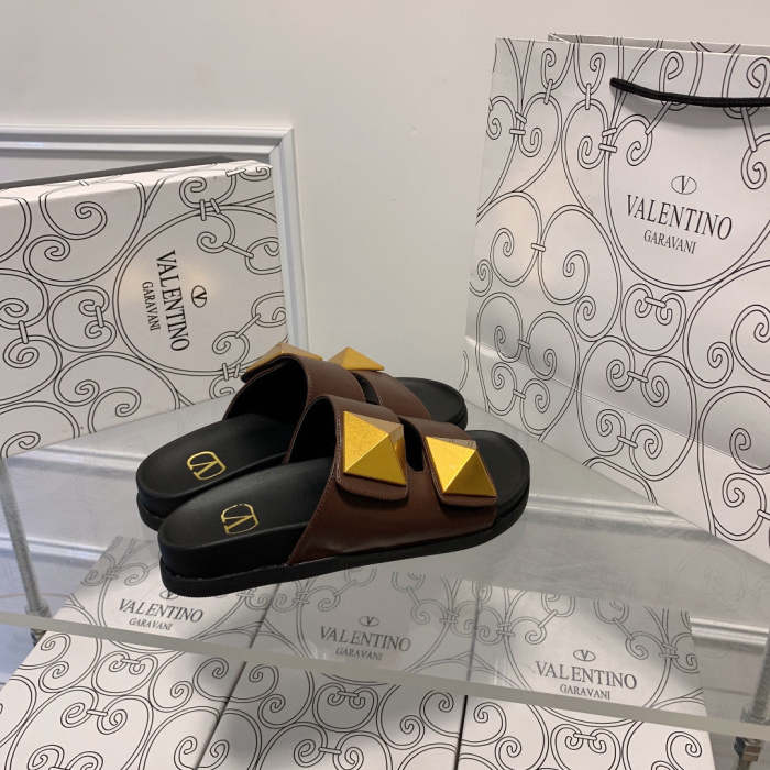 Flat leather sandals slippers , size 34-41 ,with box, SS60-1491-1492