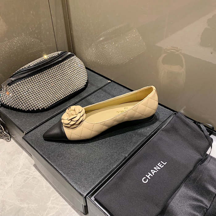 Women flat shoes ,size 35-40 ,SS60-1739-1740