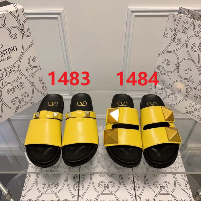Flat leather sandals slippers , size 34-41 ,with box, SS60-1483-1484