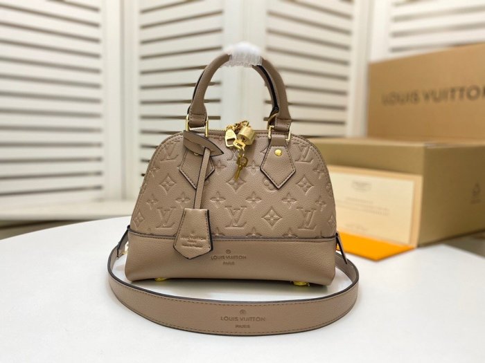 Leather Neo Aima BB bag ,AAAAA ,size 25x18x12cm,  B110