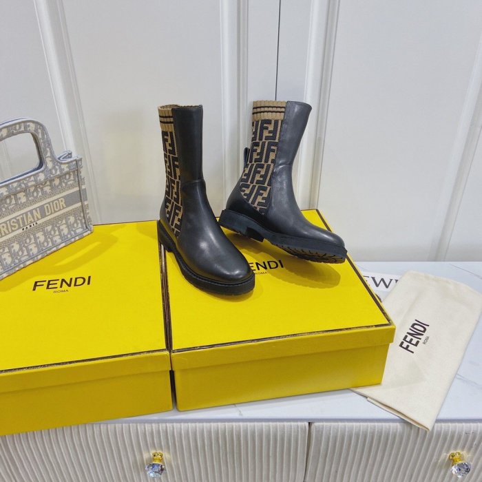 women boot shoes, size 35-40, with box, SS88-355-357