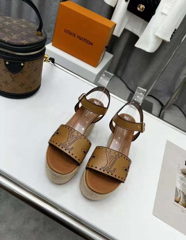 women heel shoes,size 35-42, with box, SS88-462-465