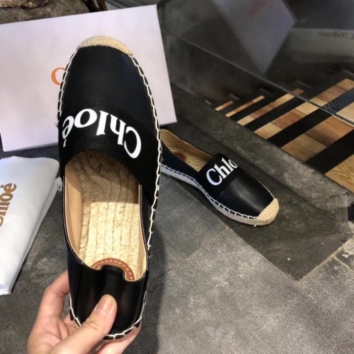 women flat shoes, size 35-40, with box ,  SS60-731-732