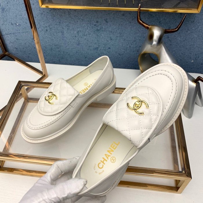 Women flat shoes, size 35-40, with box , SS70-951-953