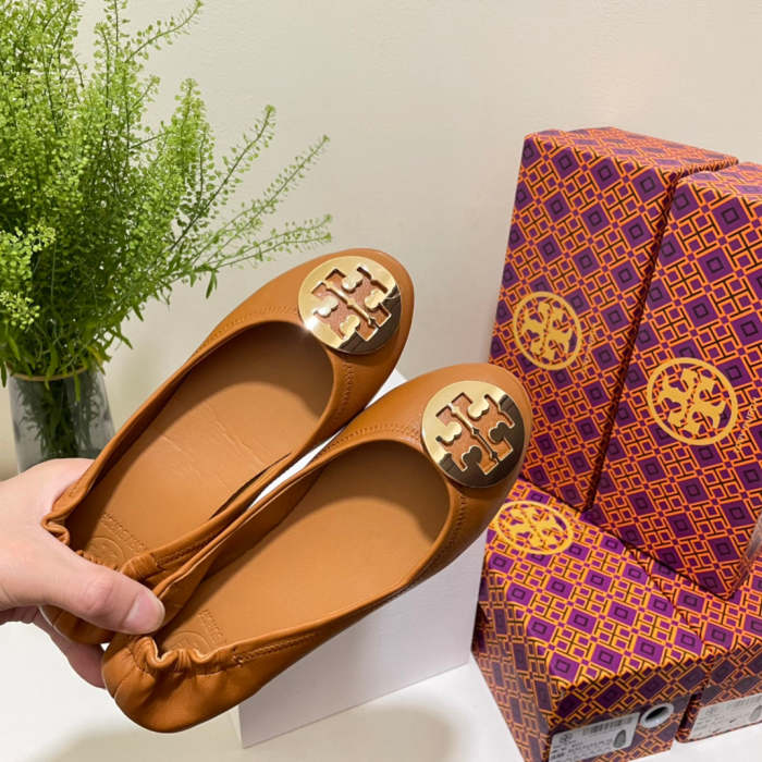 Women flat shoes ,size 35-40 ,with box, SS60-1606-1615