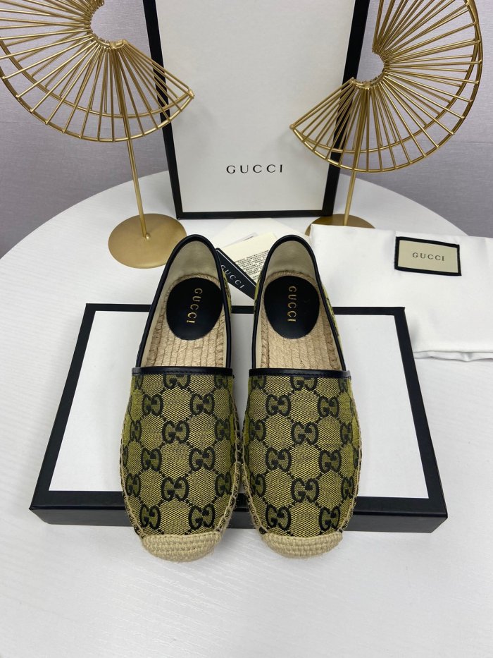 women flat shoes, size 35-41, with box ,  SS60-605-610