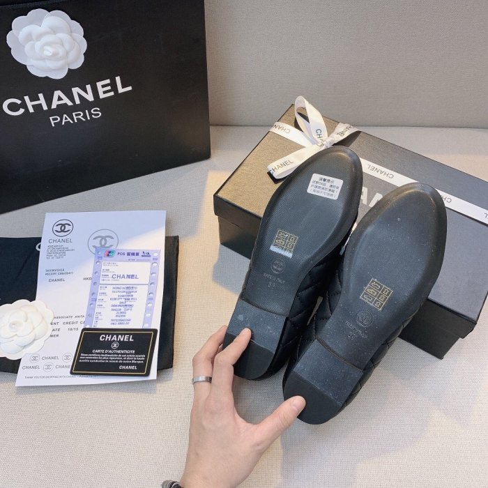 women flat ballet shoes, size 35-42,  with box, SS50-781