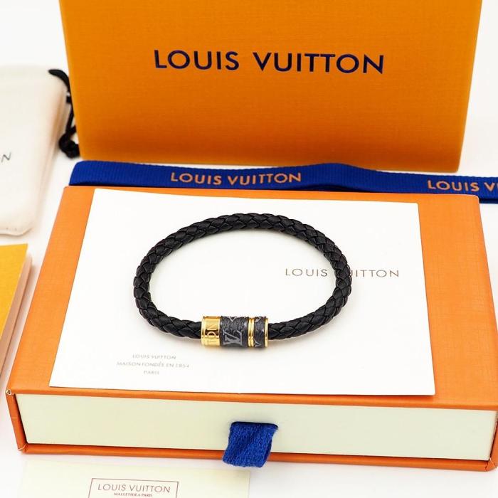 bracelet bangle cuff monogram jewelry ,with box,  J25