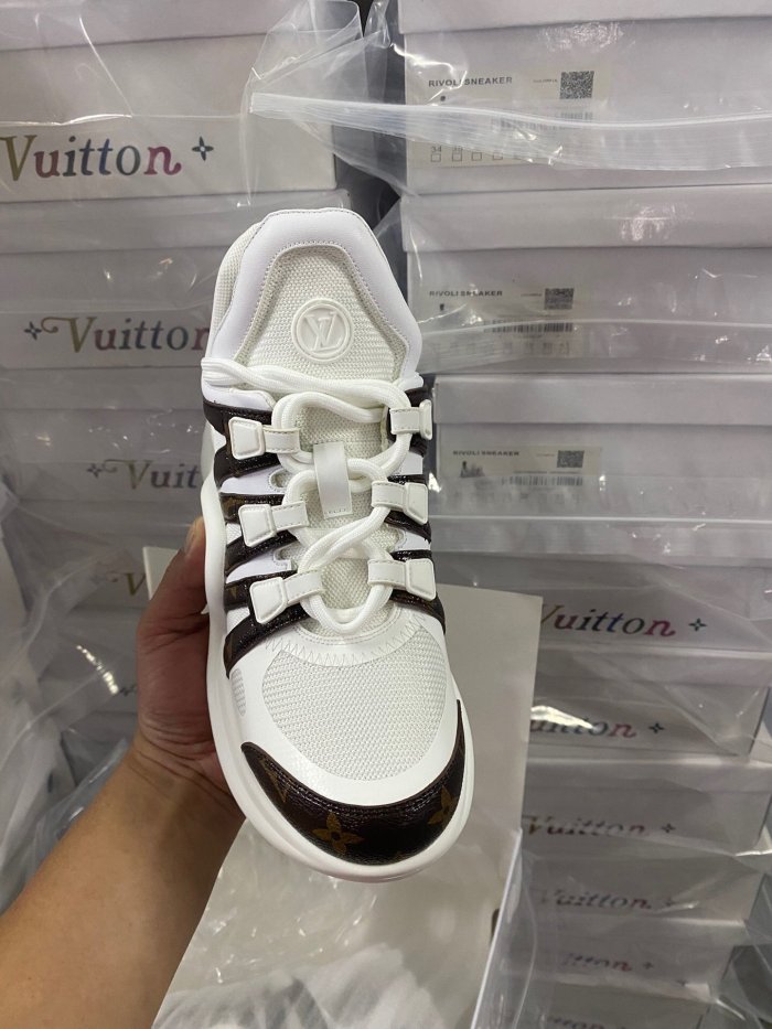 women sneakers shoes, size 35-41,  with box, SS98-138-146