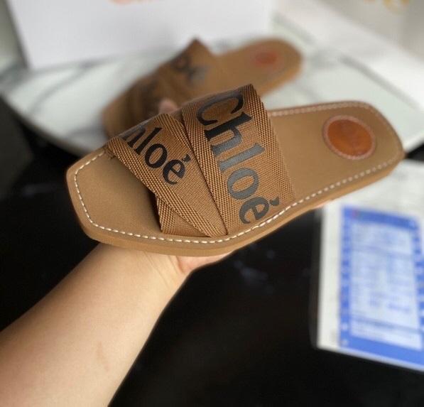 flat sandals slippers , size 35-42  ,  SS50-233-239