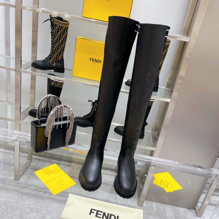 women boots shoes, size 35-40, with box,SS110-159
