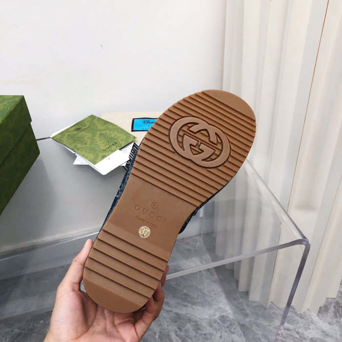 2022 new slippers,size 35-44,with box , SS70-1298-1303
