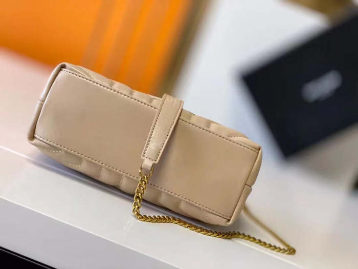 Leather bag, 5A , size 20cm or 24cm or 31cm, B110-61