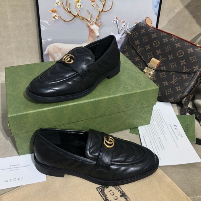 Women flat shoes, size 35-40, with box, SS70-1105