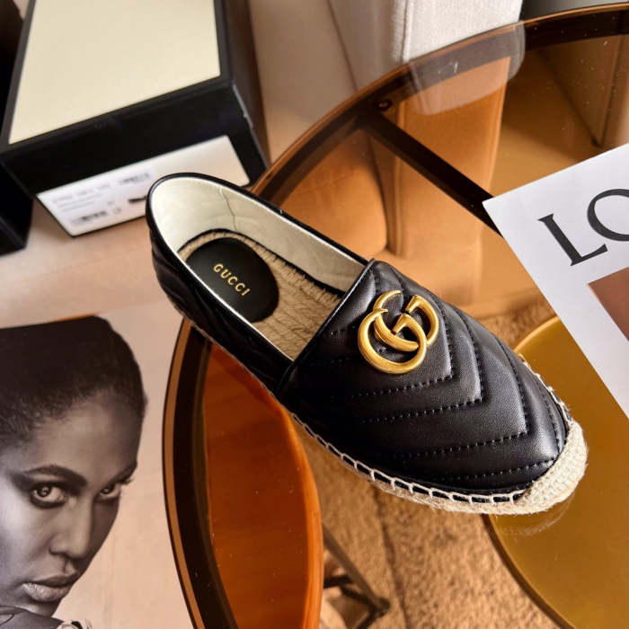 Women flat shoes ,size 35-40 ,with box, SS60-1516-1517