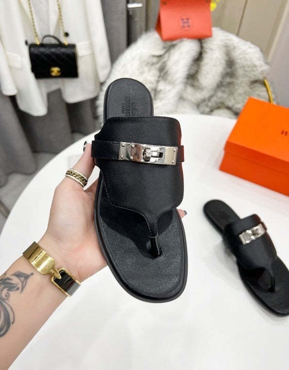 Flat leather sandals slippers , size 35-44 ,with box, SS70-1202-1207