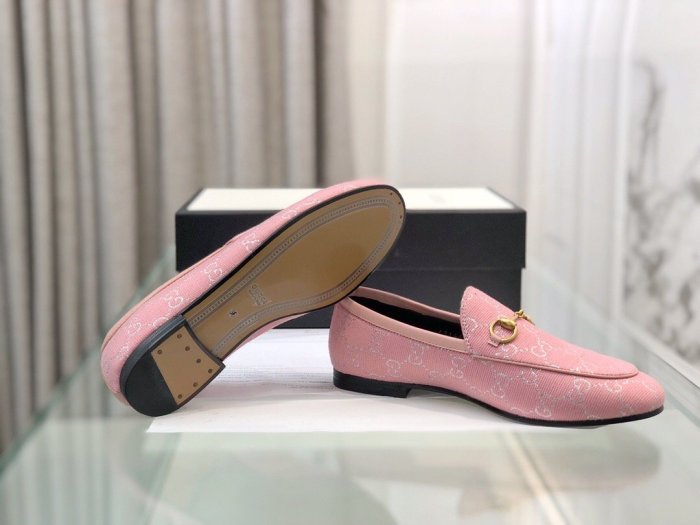 flat shoes  size 35-44, with box, SS60-777