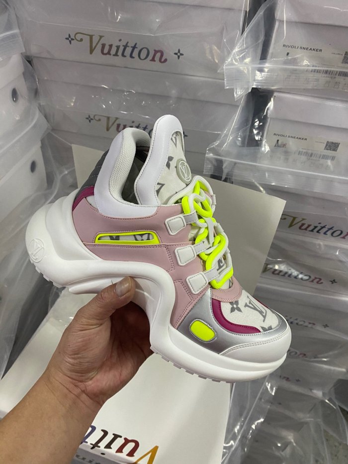 women sneakers shoes, size 35-41,  with box, SS98-138-146