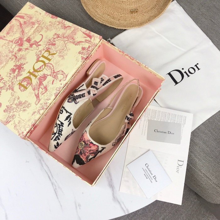 women flat sandals shoes, size 35-40, SS60-550