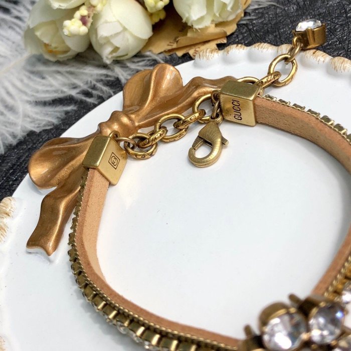 bracelet bangle cuff jewelry ,with box,  J25-886