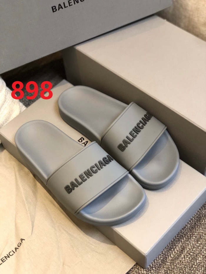 Flat leather sandals slippers , size 35-40  , with box,  SS50-893-898