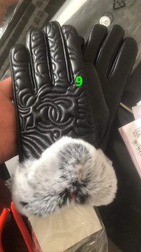 Women's fur leather gloves, with box