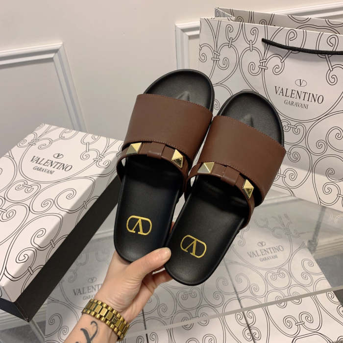 Flat leather sandals slippers , size 34-41 ,with box, SS60-1491-1492