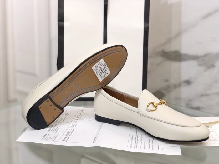 flat shoes  size 35-44, with box, SS60-783
