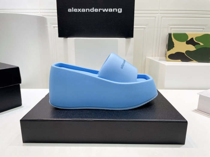 2022 new slippers,size 34-41,SS60-1702-1704