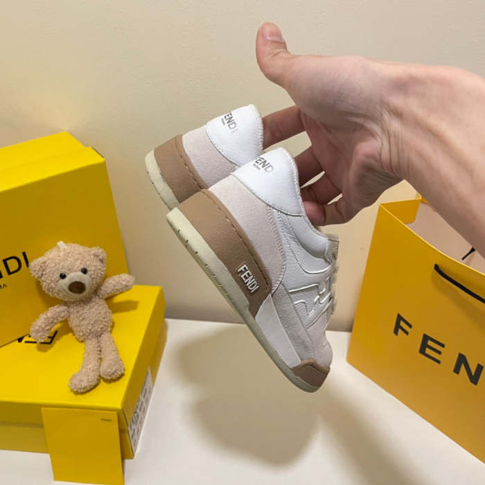 women flat sneakers shoes, size 35-40,with box , SS88-446-449