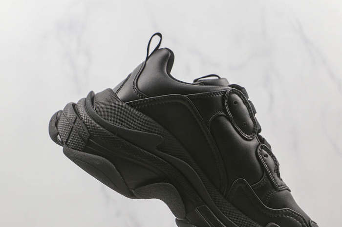 AAAAA quality，Air-cushion sole Men's and women's casual shoes sneakers ，size 35-46,SS120-96