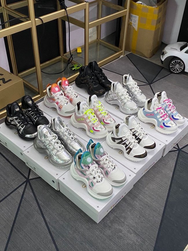 women sneakers shoes, size 35-41,  with box, SS98-138-146