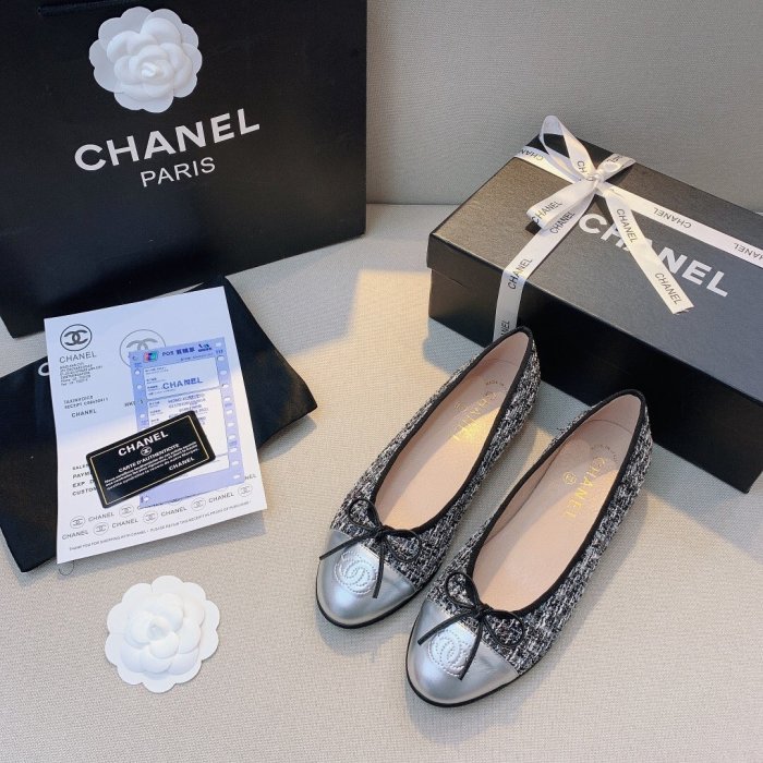 women flat ballet shoes, size 35-42,  with box, SS50-753
