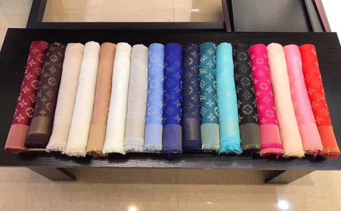cashmere silk scarf , size: 140*140cm, no box, with dustbag.