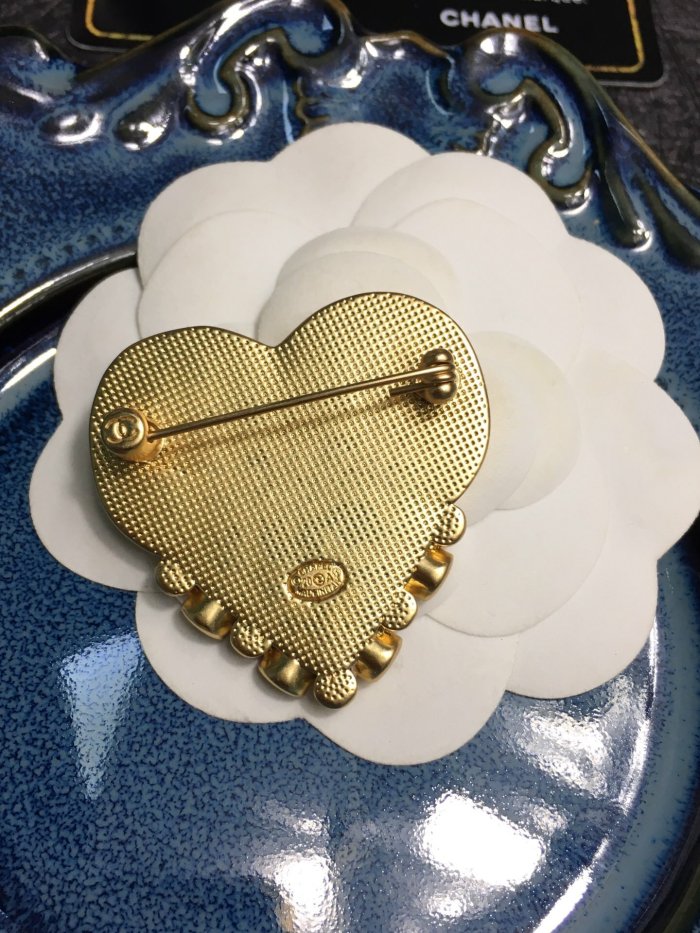 Brooch jewelry ,with box,  J25-827