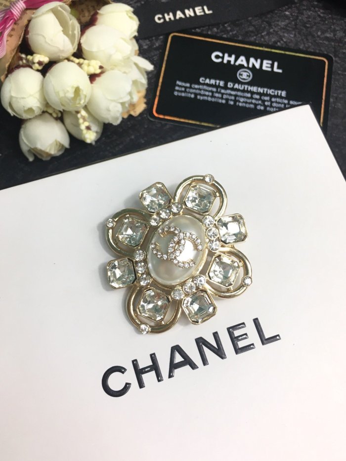 brooch jewelry ,with box,  J25-797